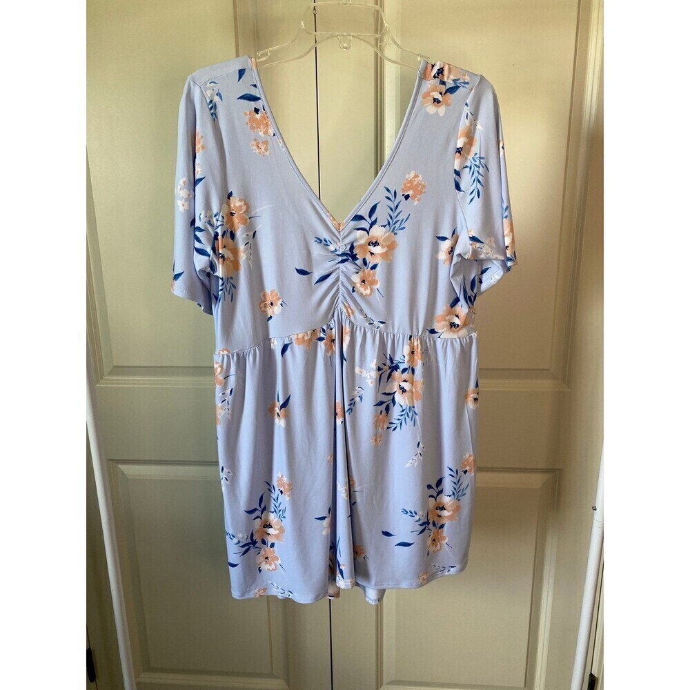 Torrid floral cinch front blouse